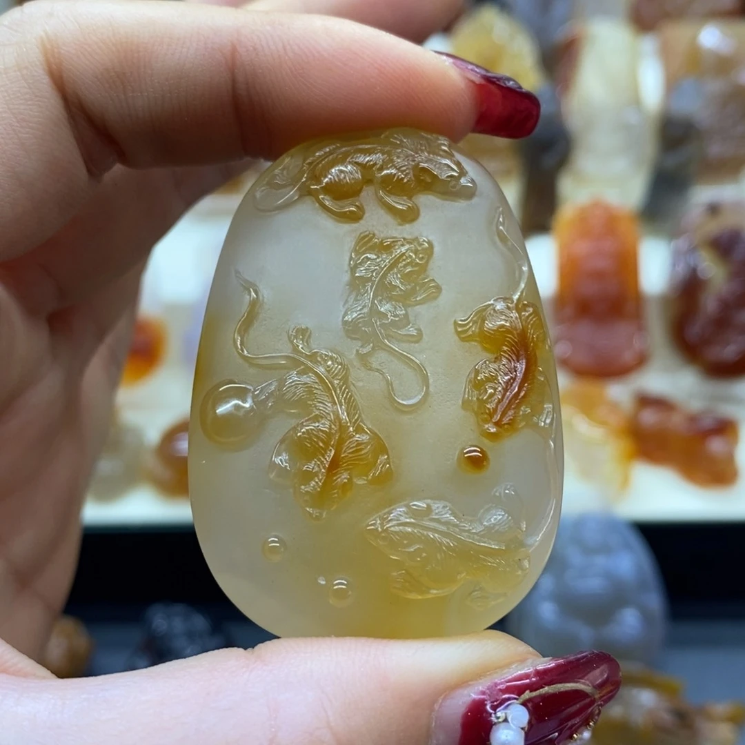 未镶嵌吊坠(赠链)玛瑙/玉髓随**成吊坠