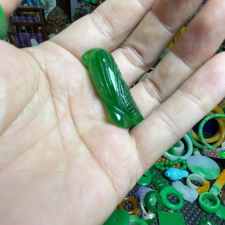 滴血莲花菩提吊坠
