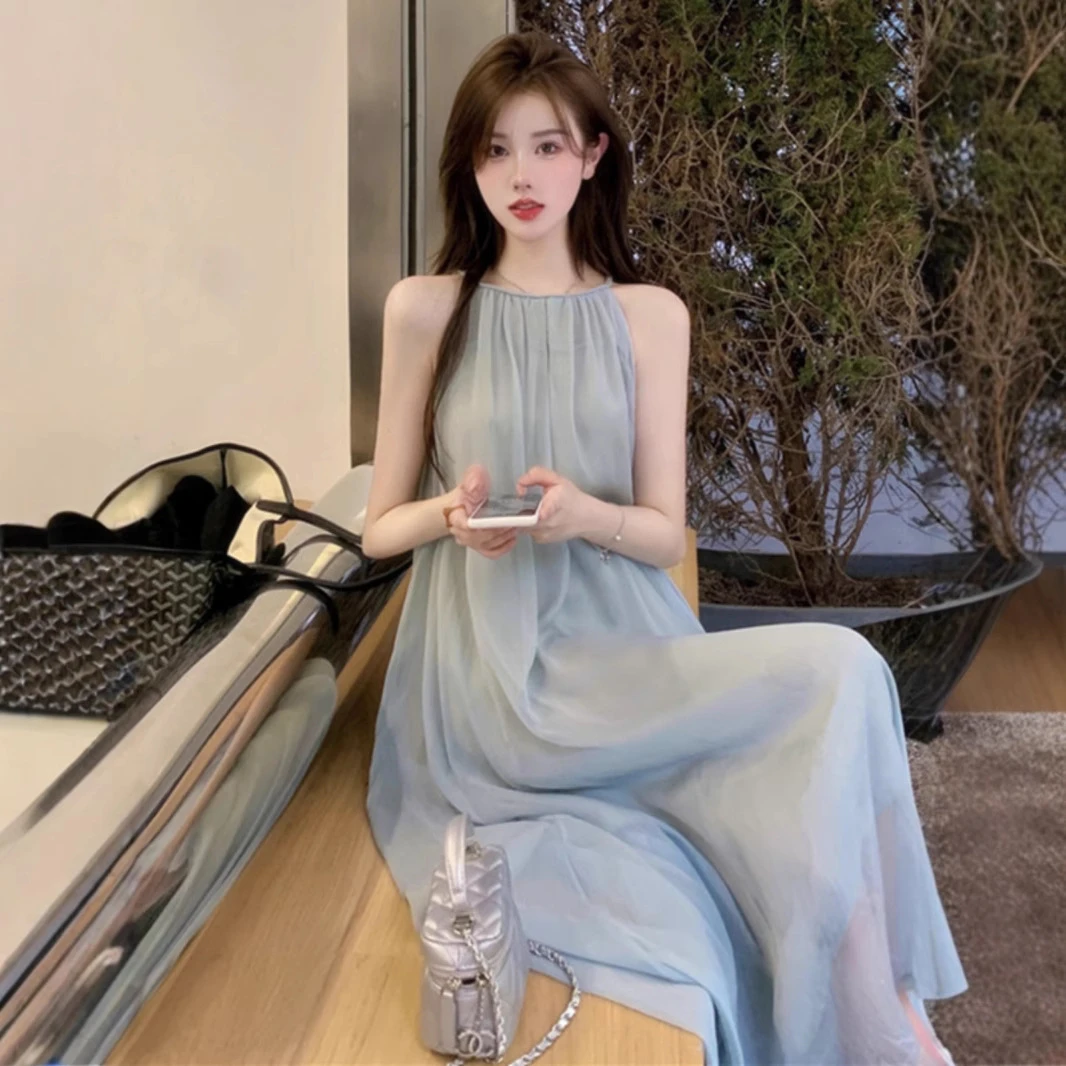 2025新款感气质长裙温柔风吊带裙蓝色连衣裙子显瘦女夏季女装百搭