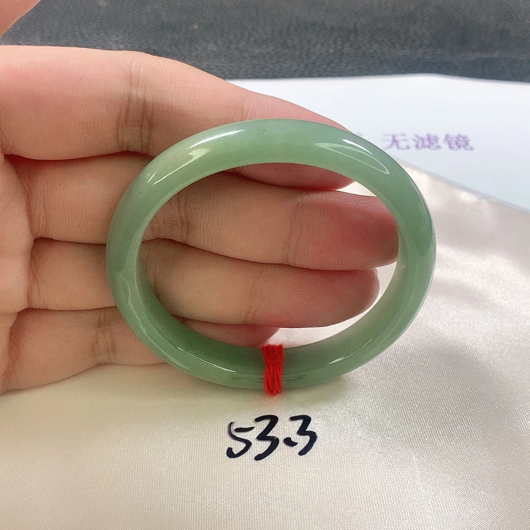 未镶嵌手镯（贵妃镯）翡翠302号