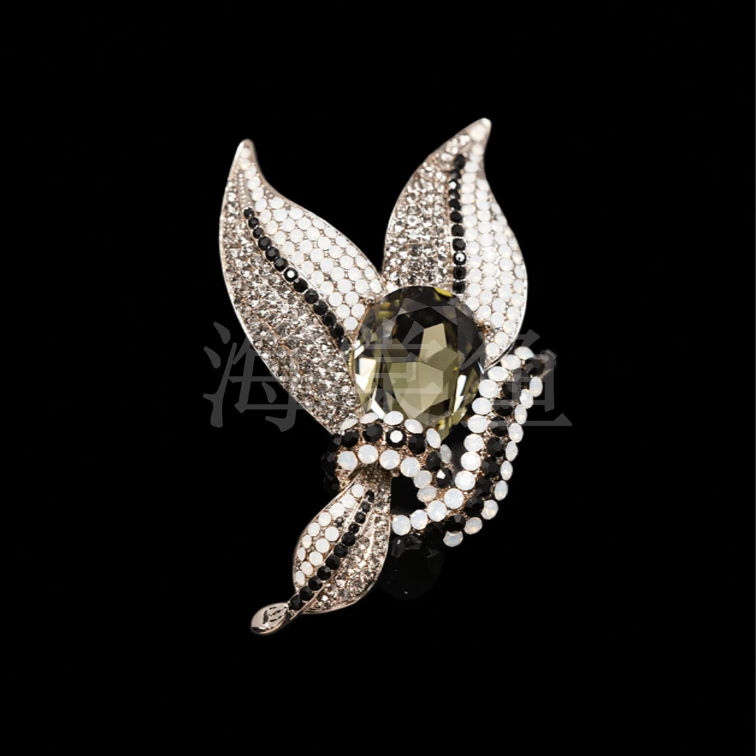 铜合金仿水晶胸针 时尚气质百搭黑色花束胸针5271