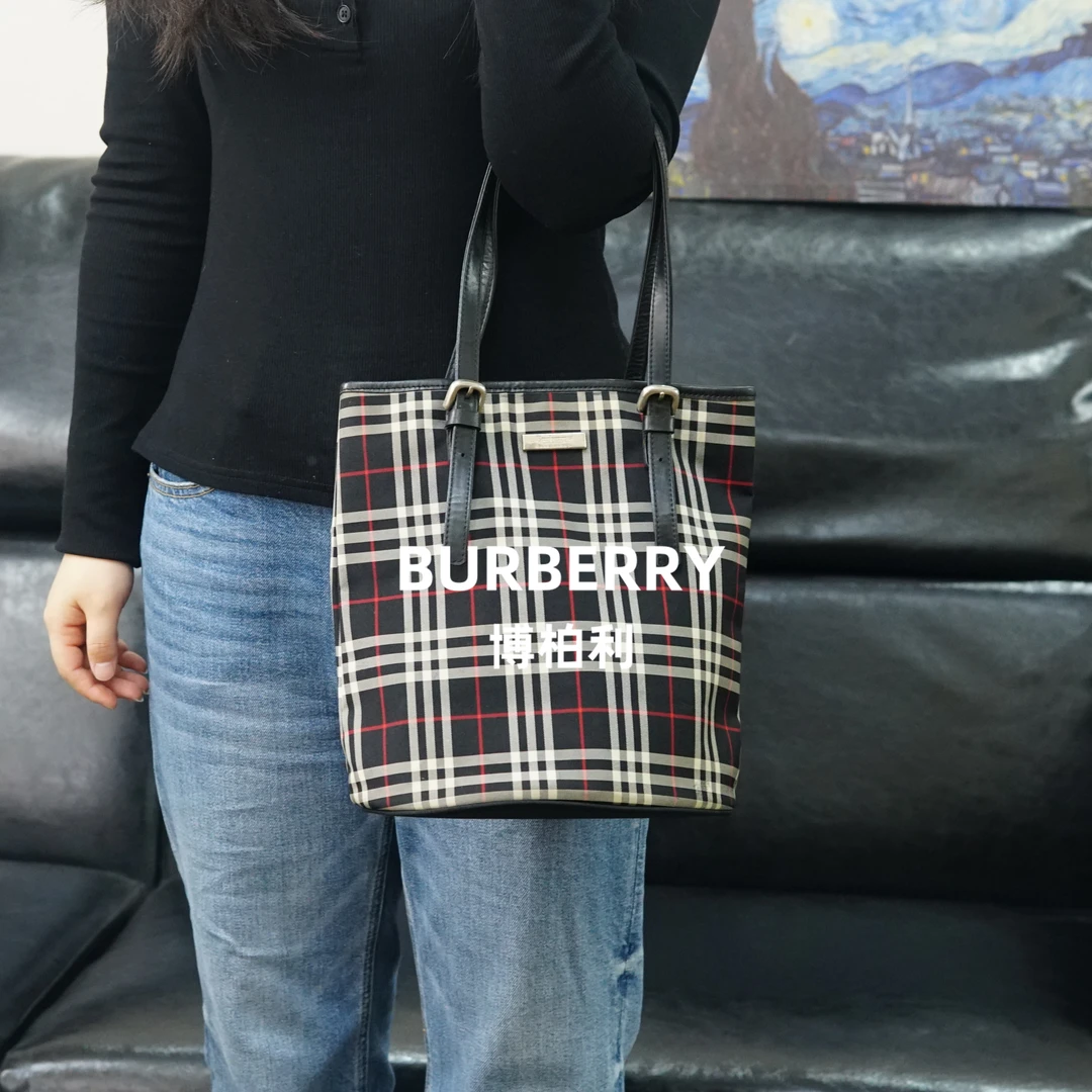 95新 BURBERRY/博柏利 巴宝莉/格纹单肩包/WJ02715811/5811