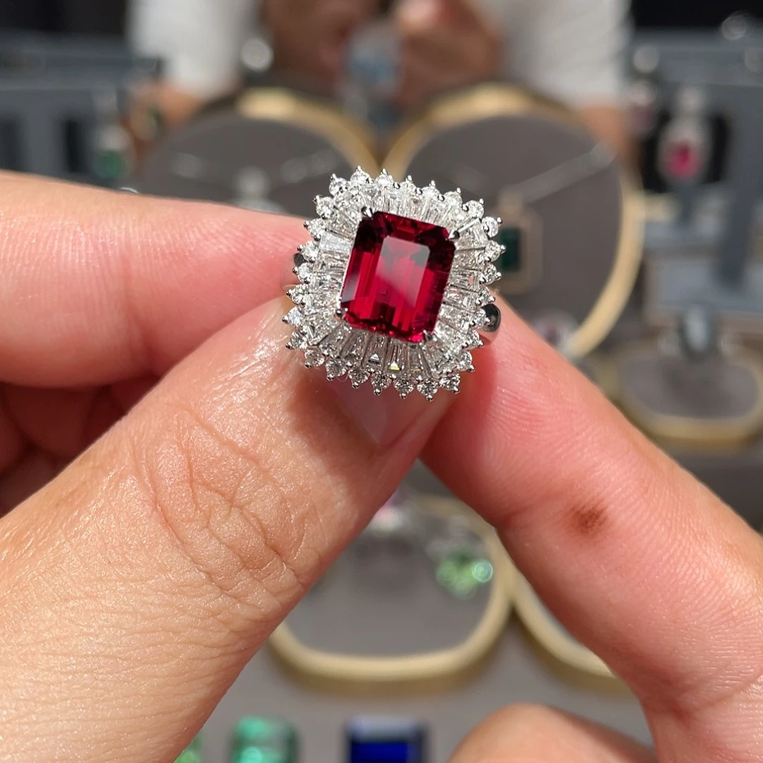 18K金镶嵌戒指碧玺3.88ct