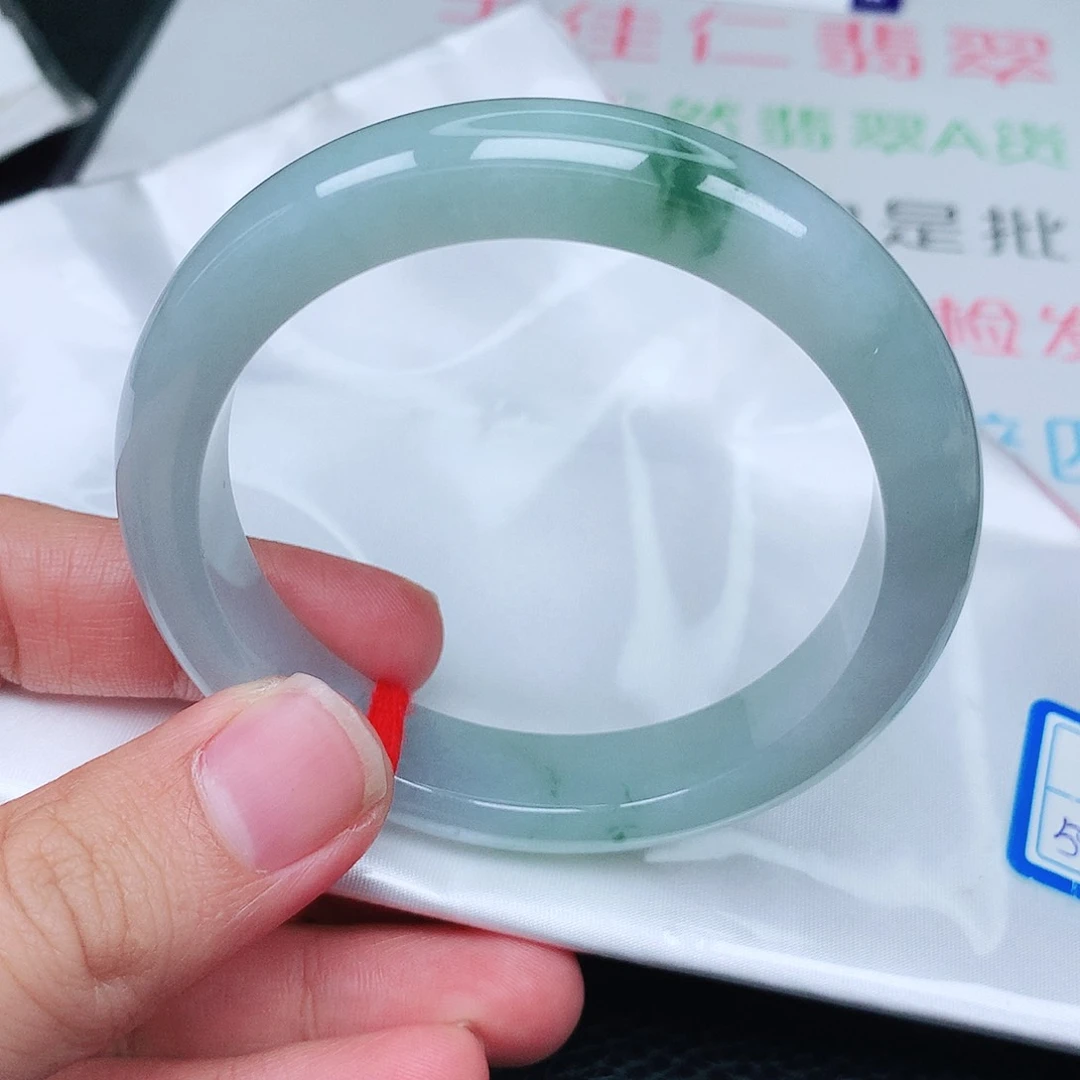 未镶嵌手镯翡翠天然翡翠手镯