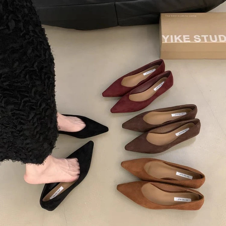 复古低跟尖头浅口单鞋2025秋季新款绒面气质一脚蹬百搭平底通勤鞋