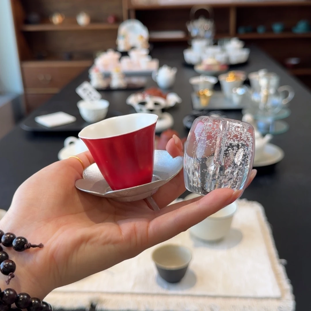 三***宅红色花瓣杯+锡杯垫+送气泡盖置