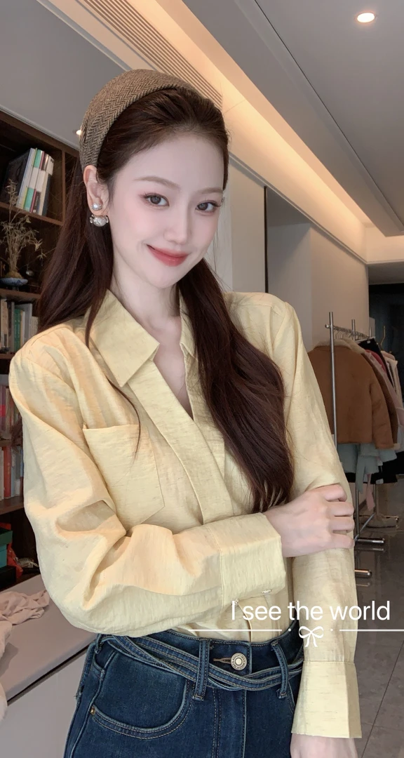 (子贤专属)春装新款翻领洋气小衫女上衣81022