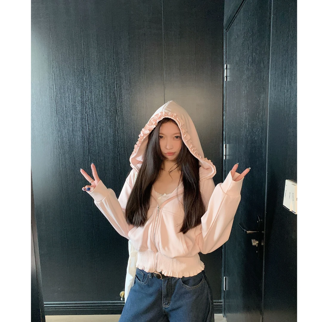 纯欲风蕾丝拼接吊带+拉链短款套头设计感长袖短外套