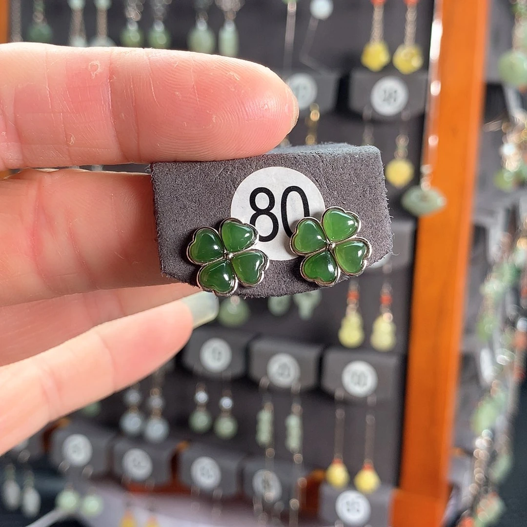 和田玉未镶嵌耳饰80