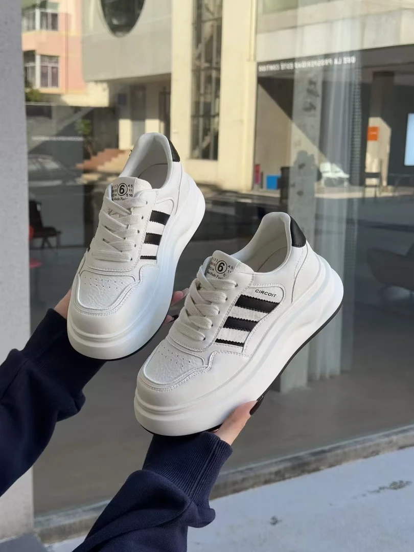 朱小姐大码女鞋40-43码休闲鞋单鞋7022