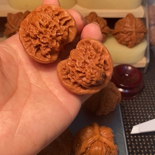 午***院文玩核桃吊坠核桃