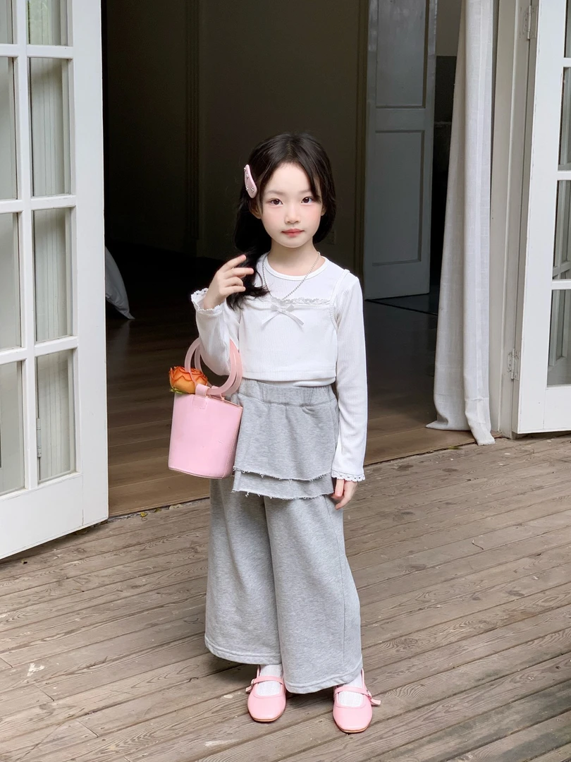 儿童韩版裤子2025秋季新款童装中小童裙边卫裤坑条针织吊带两件套