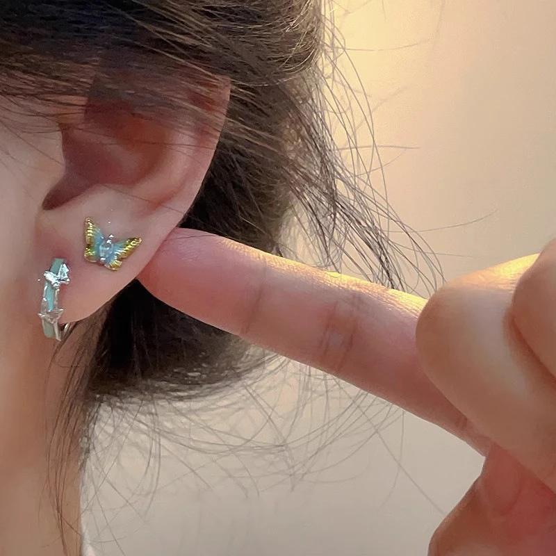 合金耳饰 浅蓝滴釉蝴蝶耳环女轻奢高级感新中式小众独特耳饰品