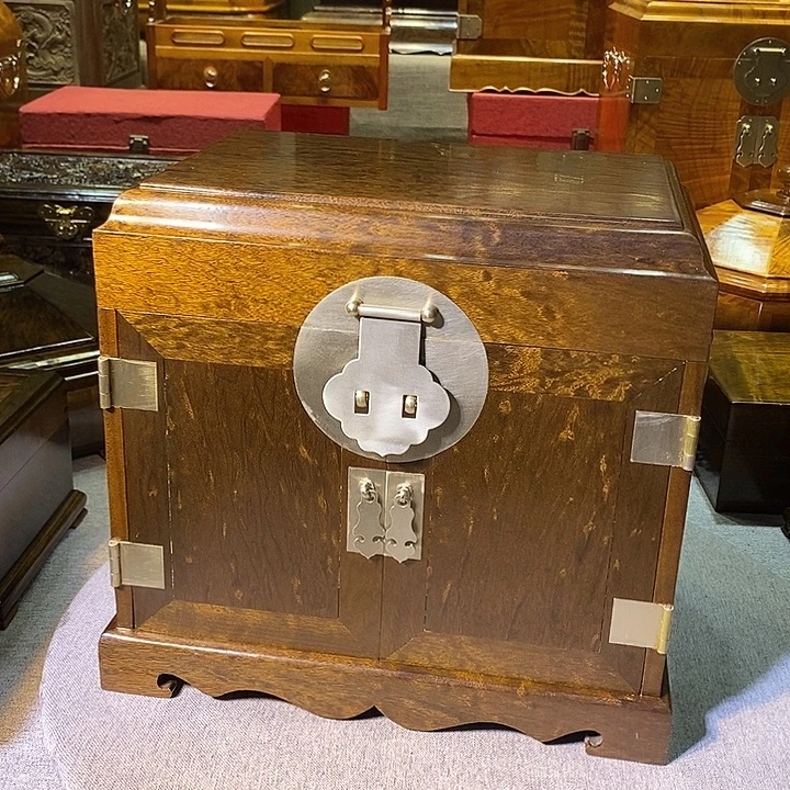 沧***姐金丝楠金丝楠阴沉木官皮箱