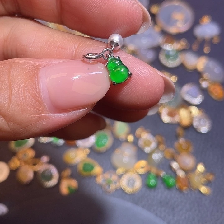 翡翠银S925镶嵌颈饰