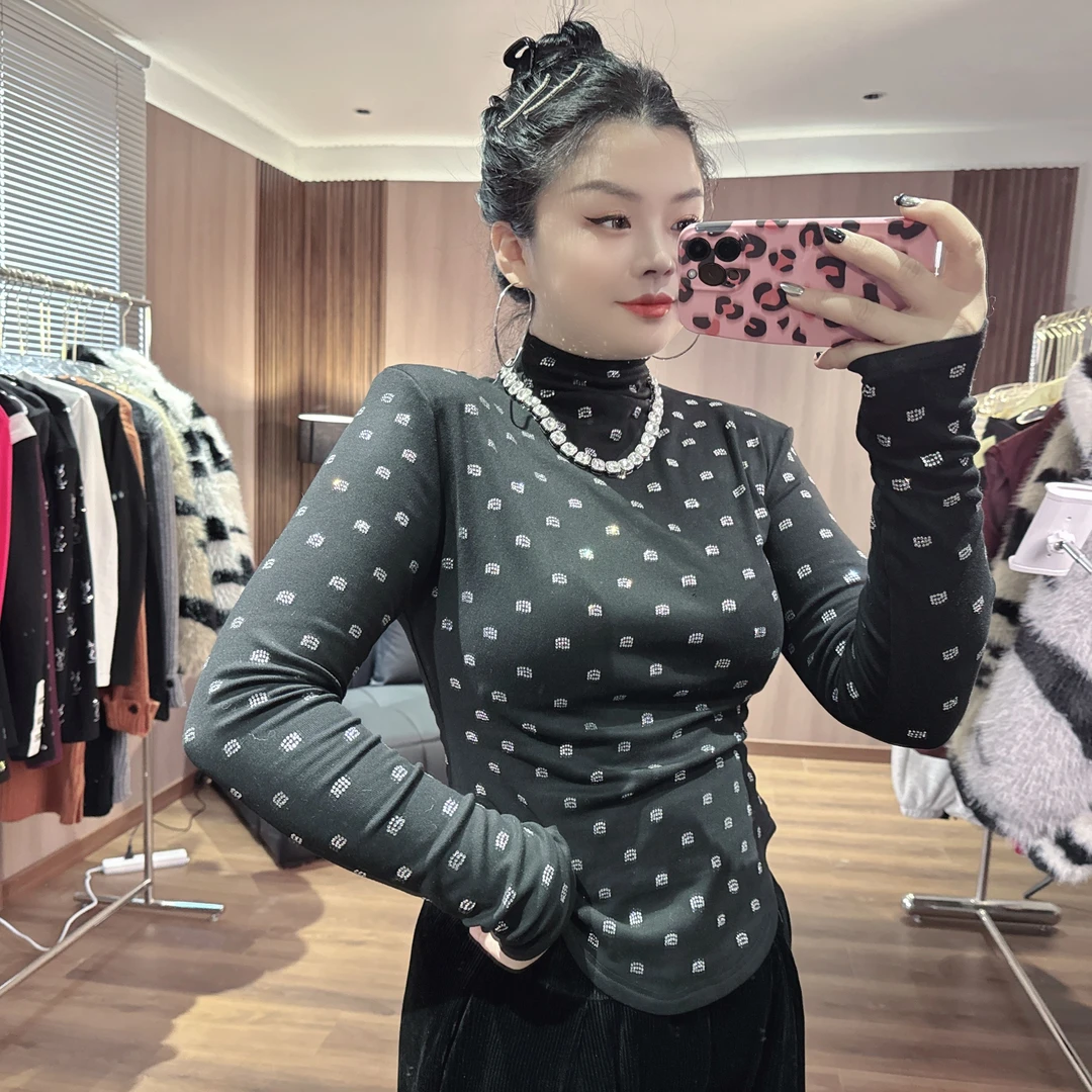 「鞠环环150斤显瘦穿搭推荐」显贵满钻a立领直角肩显瘦长袖女T恤