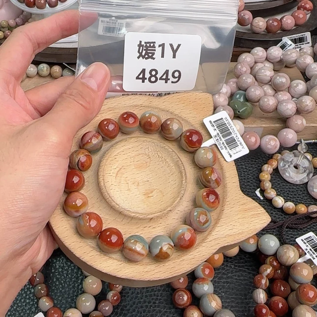 【闪购商品】未镶嵌手链石英质玉7*。