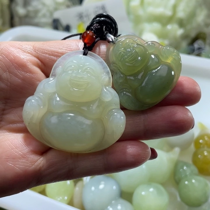 岫玉未镶嵌吊坠吊坠