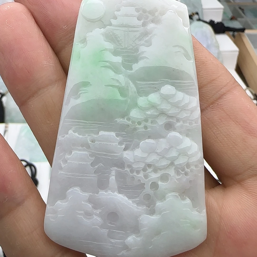 翡翠未镶嵌颈饰翡翠