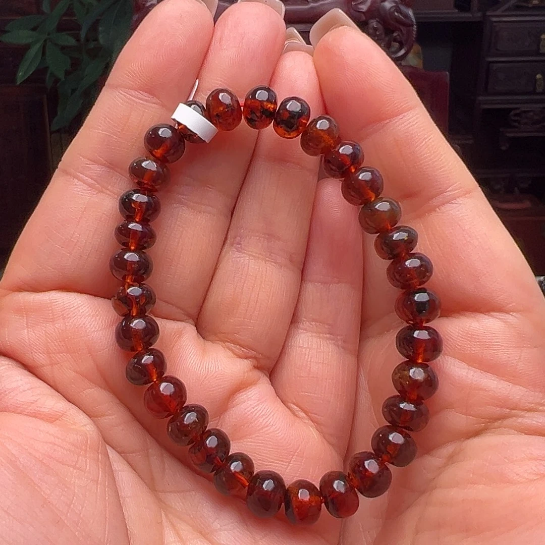 琥珀颈饰未镶嵌抚顺琥珀20563-1。