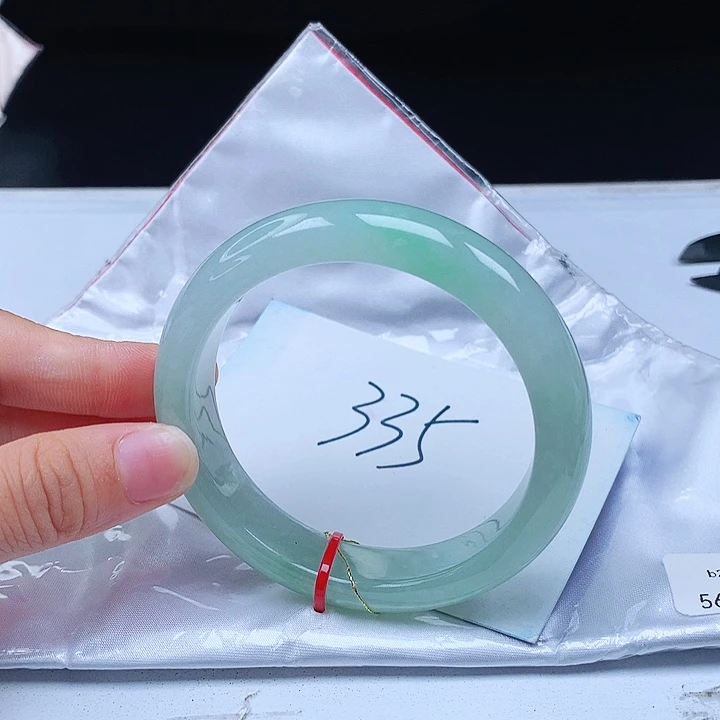 翡翠手镯未镶嵌56+正圈