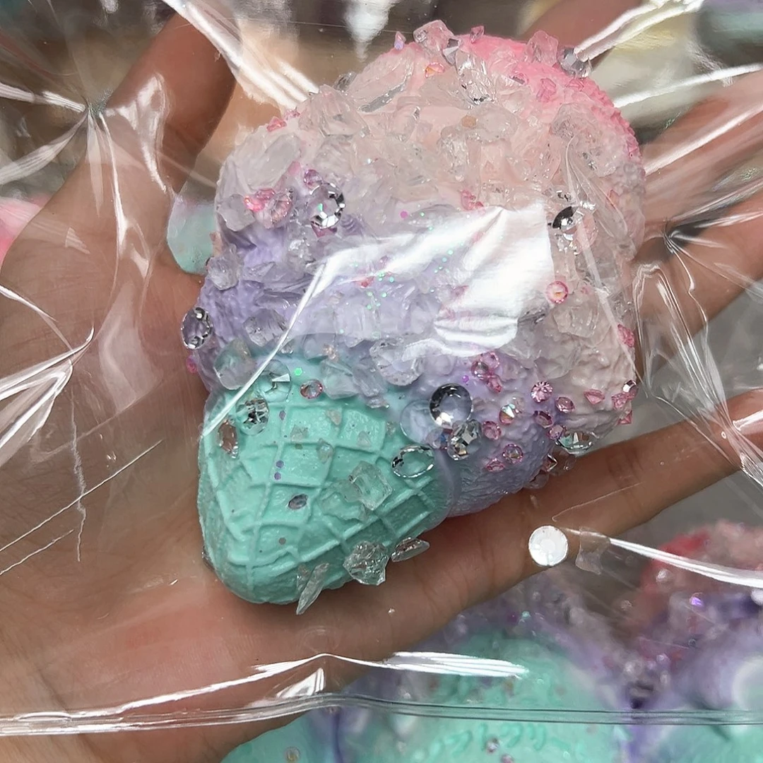 硅胶浮光叠叠甜筒205g