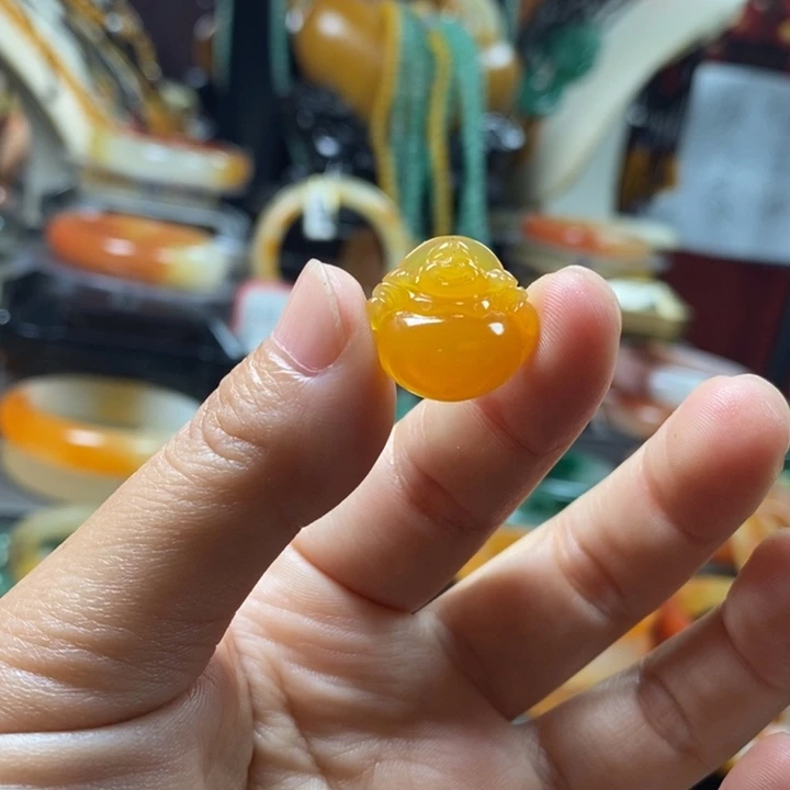 石英质玉（黄龙玉）未镶嵌手镯
