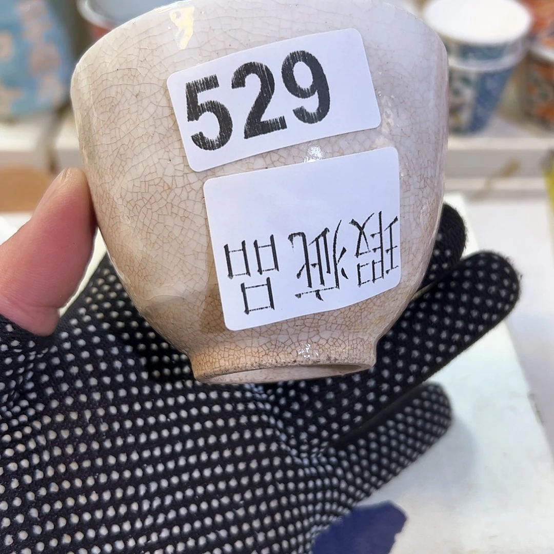 瓷器瓷器的一个人的时候就