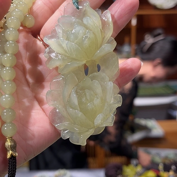 未镶嵌岫玉毛衣链