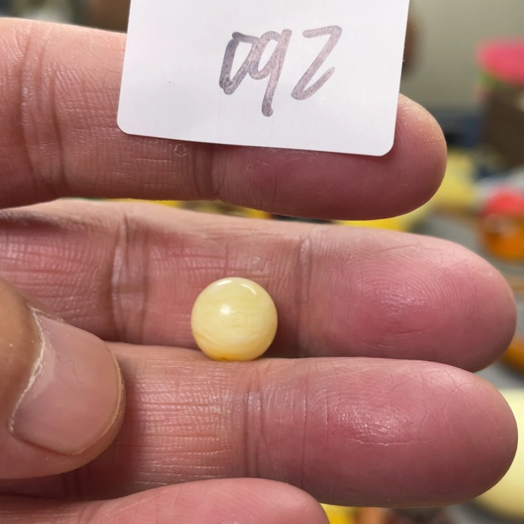 手链琥珀未镶嵌多样性发，发其中一件