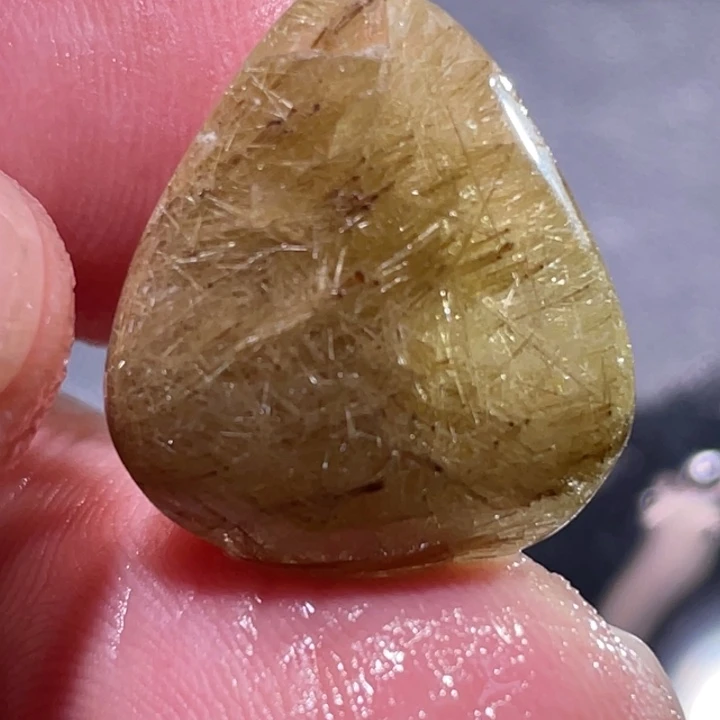 北***叔未镶嵌发晶颈饰钛