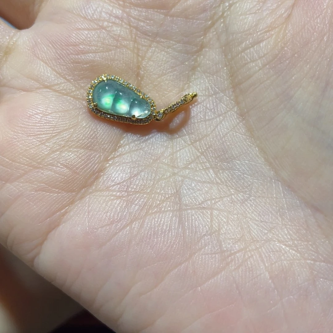 翡翠18K金镶嵌颈饰柠*天然