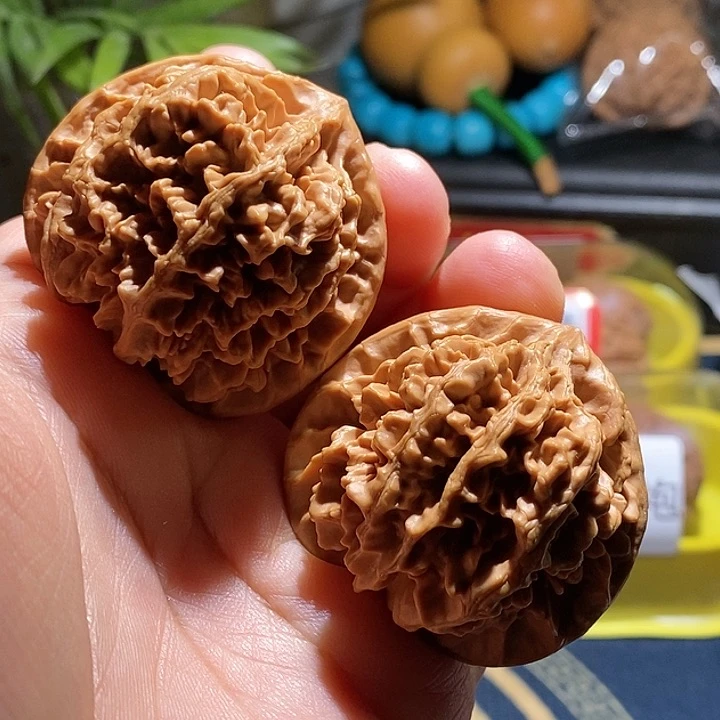 【闪购商品】吊坠文玩核桃西北状元冠