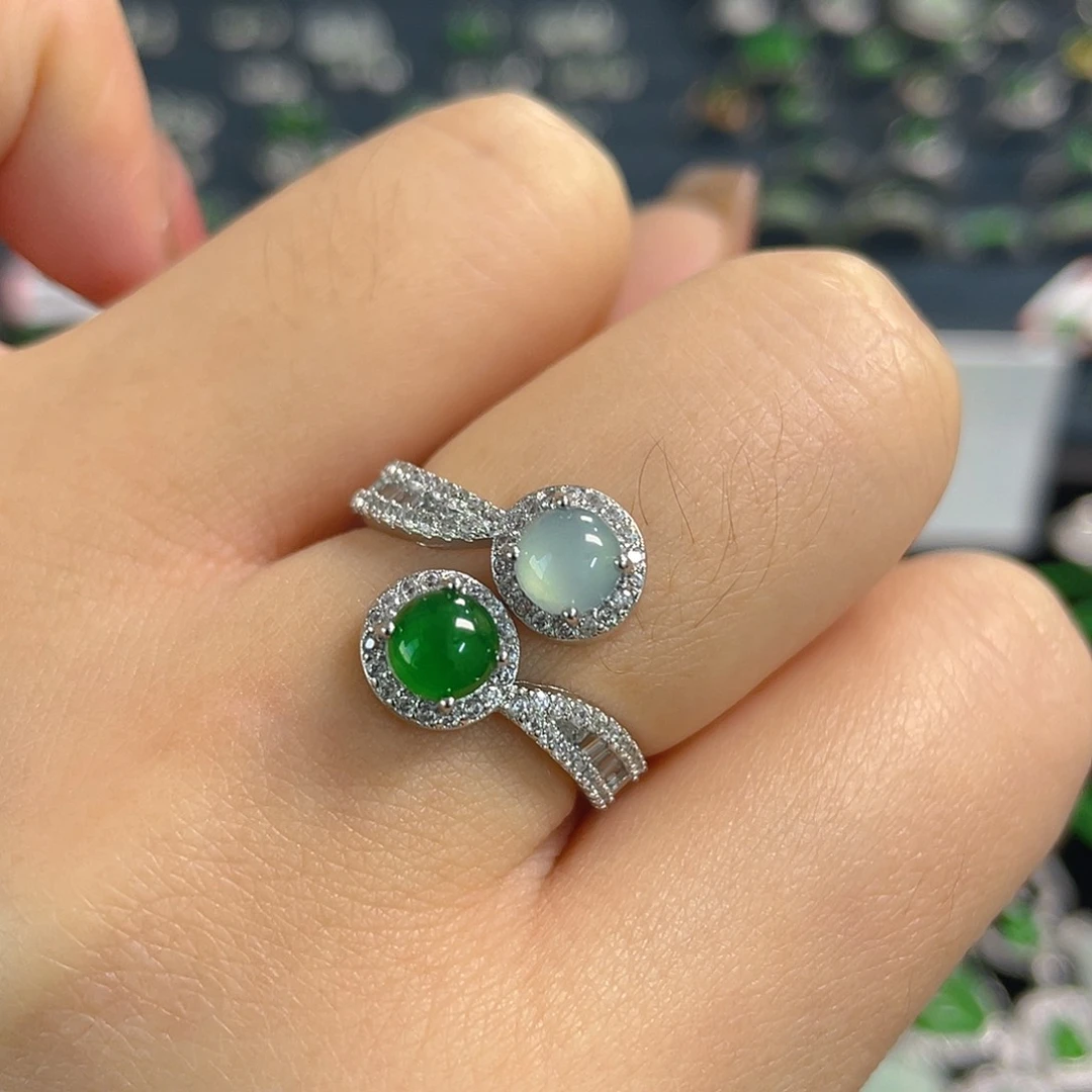 未镶嵌戒指翡翠戒指