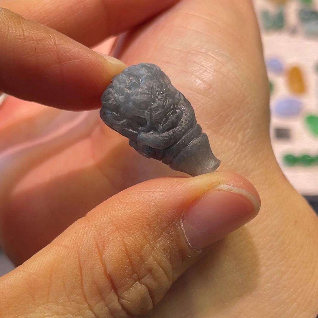 定制翡翠未镶嵌三通