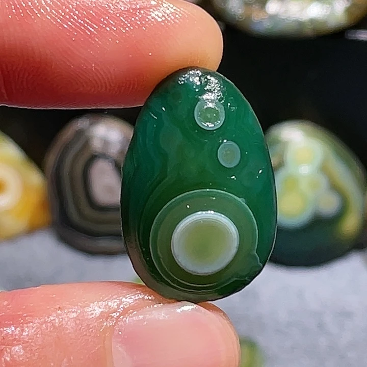 未镶嵌玛瑙/玉髓珠宝奇石