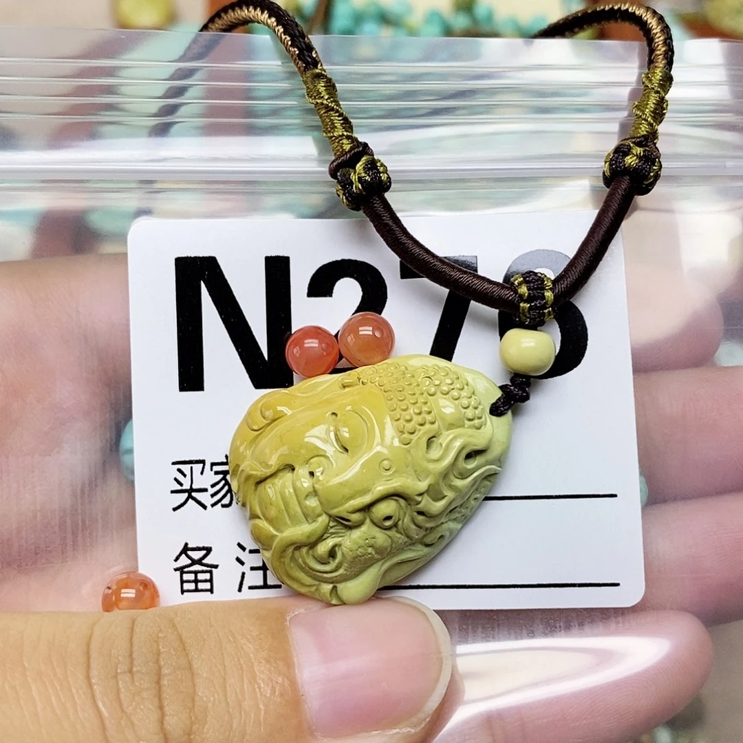 发***猫未镶嵌配饰南红玛瑙