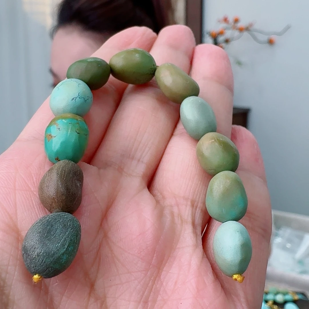 未镶嵌绿松石珠宝奇石
