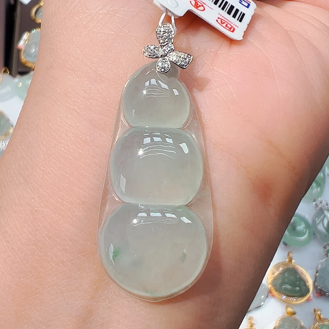 翡翠18K金镶嵌吊坠(不含链)福豆