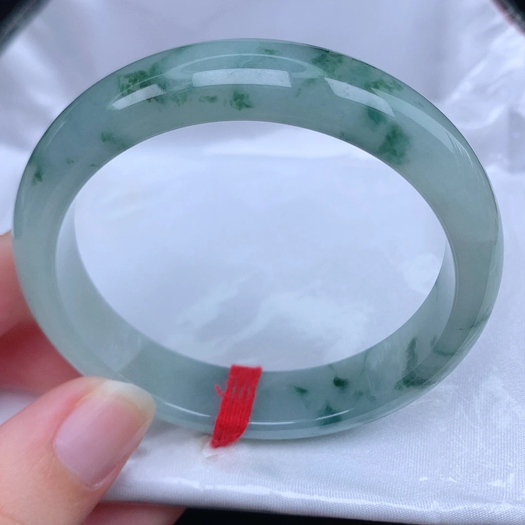 未镶嵌手镯翡翠天然