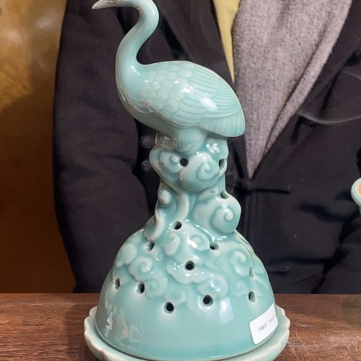 瓷片鹤哈哈哈哈哈好好好