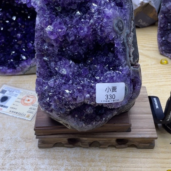 未镶嵌水晶大型摆件（非配饰）燕**?