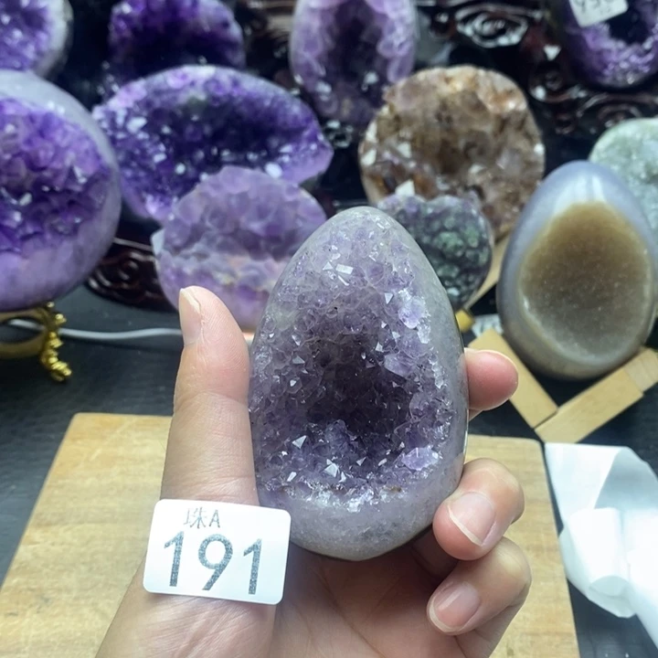 未镶嵌水晶大型摆件（非配饰）