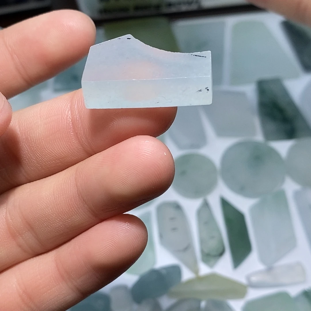 翡翠未镶嵌颈饰6433