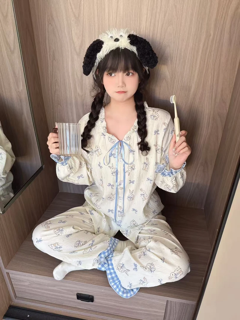 【爱丽丝兔】新款睡衣女款秋季可爱印花宽松舒适可外穿家居服套装