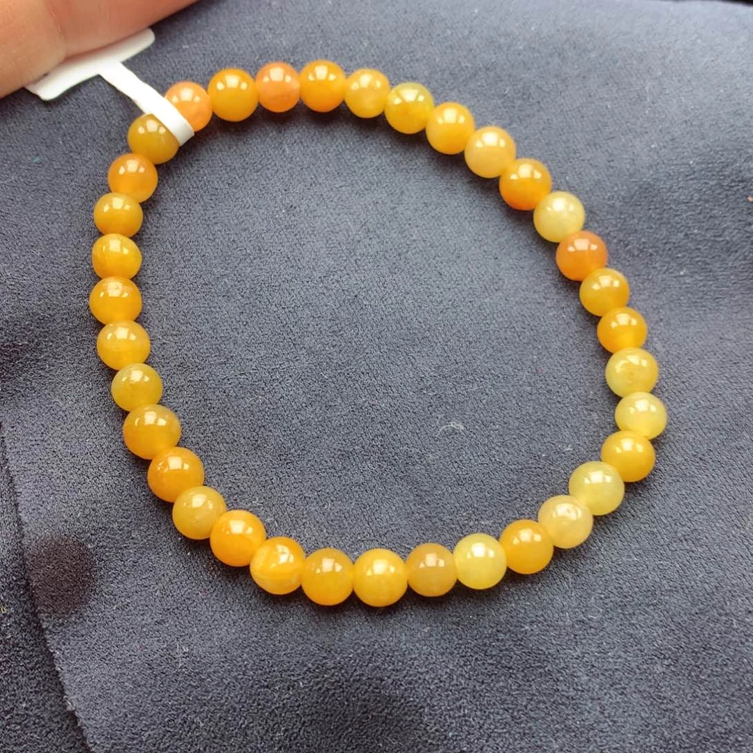 翡翠未镶嵌颈饰上新