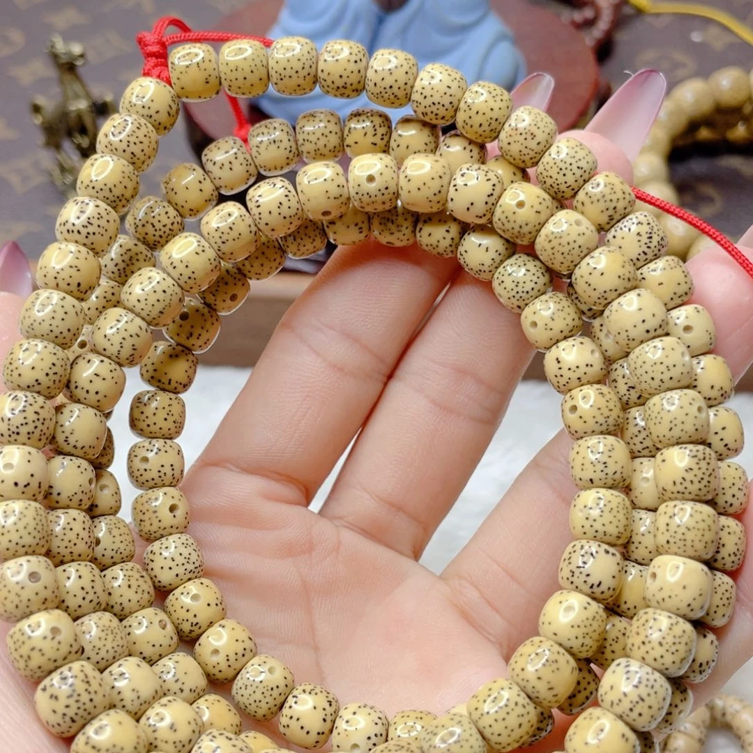 满****星月菩提吊坠原生态顺白鸡油黄小细星108卡8