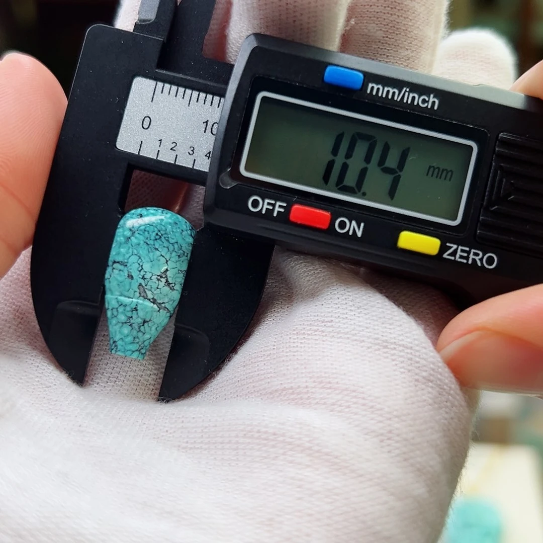 未镶嵌绿松石珠宝奇石欧**?