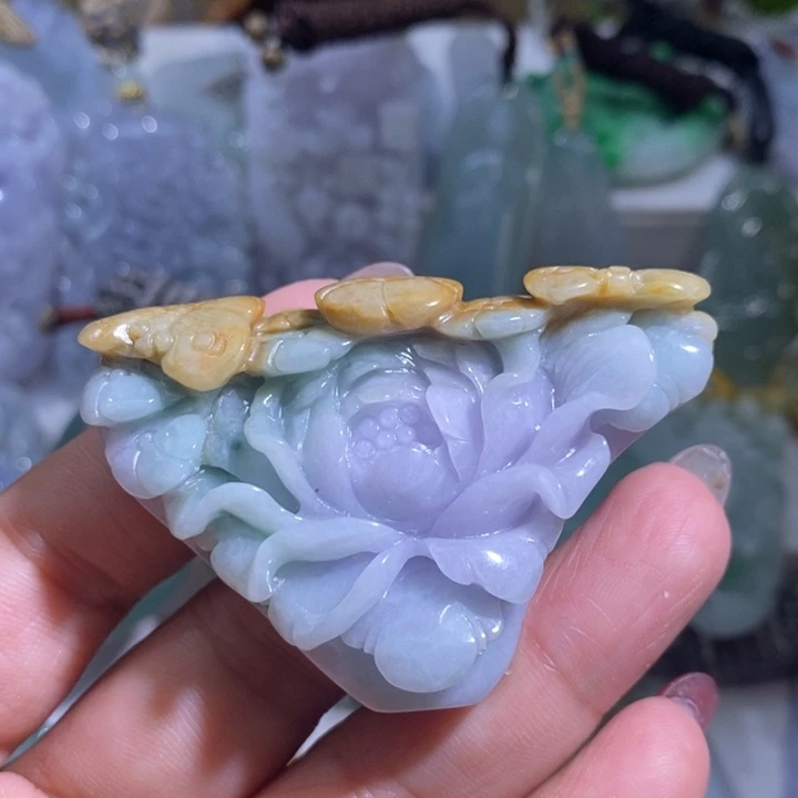 【闪购商品】翡翠未镶嵌颈饰花