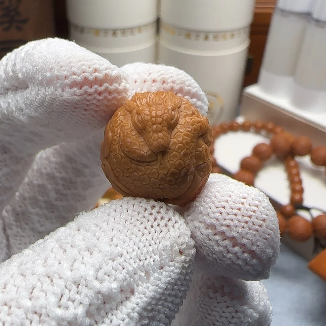 猴头核桃吊坠灵蛇